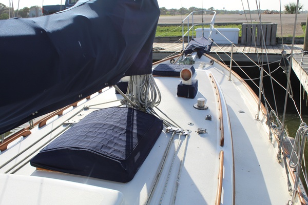 Bay Girl 36ft Cape George Yacht For Sale