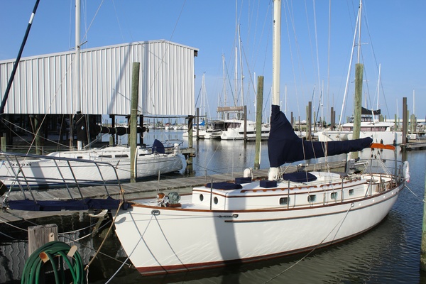 Bay Girl 36ft Cape George Yacht For Sale