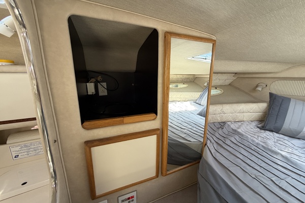 Active Pursuit 33ft Sea Ray Yacht For Sale