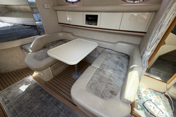 Active Pursuit 33ft Sea Ray Yacht For Sale