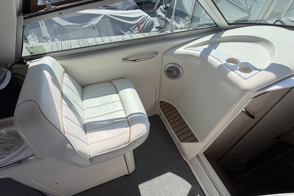 Active Pursuit 33ft Sea Ray Yacht For Sale