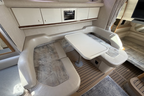 Active Pursuit 33ft Sea Ray Yacht For Sale