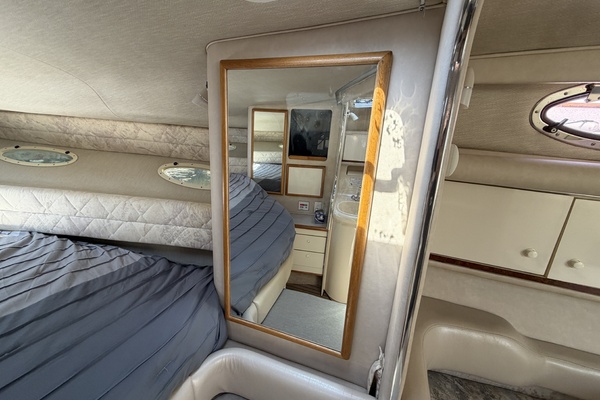 Active Pursuit 33ft Sea Ray Yacht For Sale