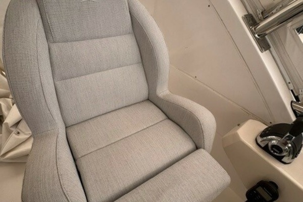 PRECIOUS CARGO 50ft Azimut Yacht For Sale