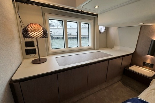 PRECIOUS CARGO 50ft Azimut Yacht For Sale