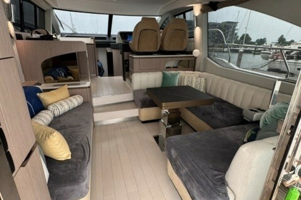 PRECIOUS CARGO 50ft Azimut Yacht For Sale