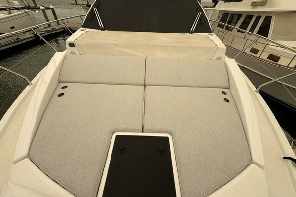 PRECIOUS CARGO 50ft Azimut Yacht For Sale