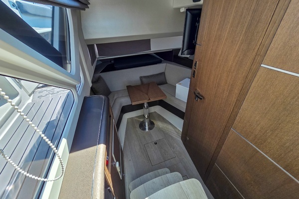Galeon 325 GTO Yacht For Sale