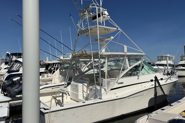 35ft Cabo Yacht For Sale