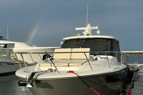 MerSea 40ft Boston Whaler Yacht For Sale