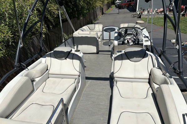 25ft Sylvan Yacht For Sale