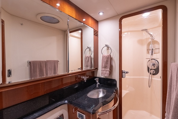 UPSIDE 58ft Sea Ray Yacht For Sale