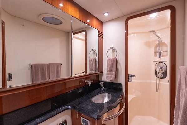 2010 Sea Ray 58