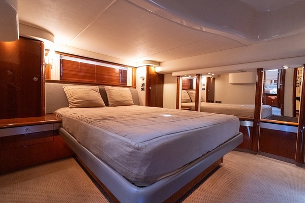 2010 Sea Ray 58