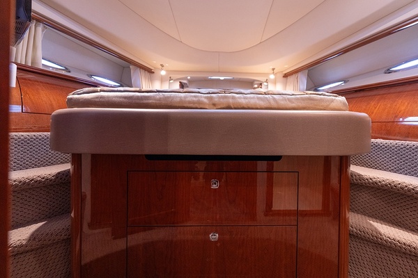 UPSIDE 58ft Sea Ray Yacht For Sale