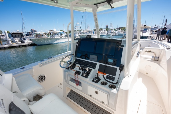 2020 Cobia 32