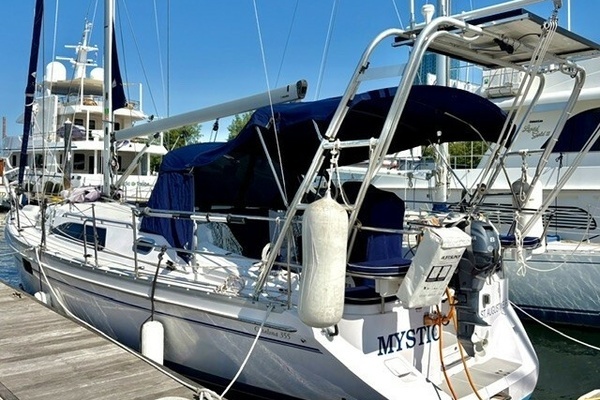 35-ft-Catalina-2022-355- Jersey City New Jersey United States  yacht for sale