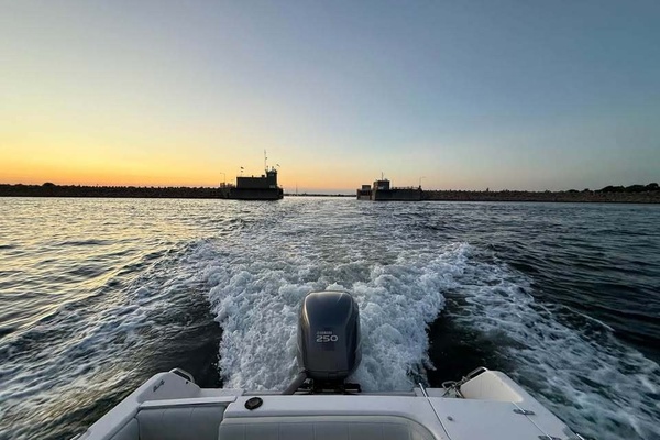27ft Grady White Yacht For Sale