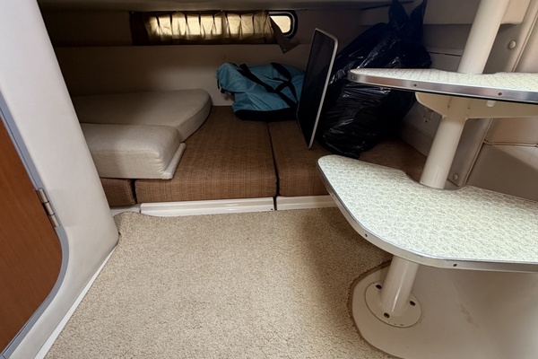 U n Me     30ft Wellcraft Yacht For Sale