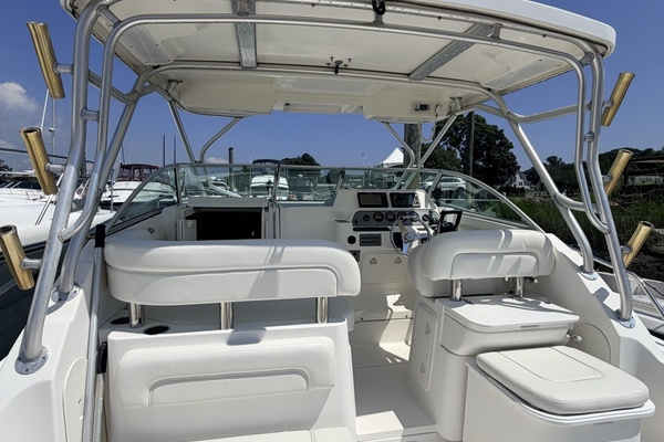 U n Me     30ft Wellcraft Yacht For Sale