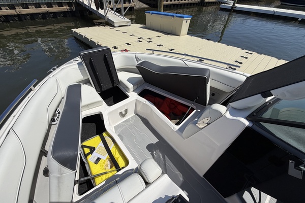 24ft Regal Yacht For Sale