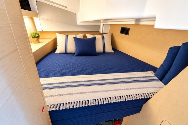 Lady Balkam 34ft Beneteau Yacht For Sale