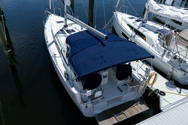 Lady Balkam 34ft Beneteau Yacht For Sale