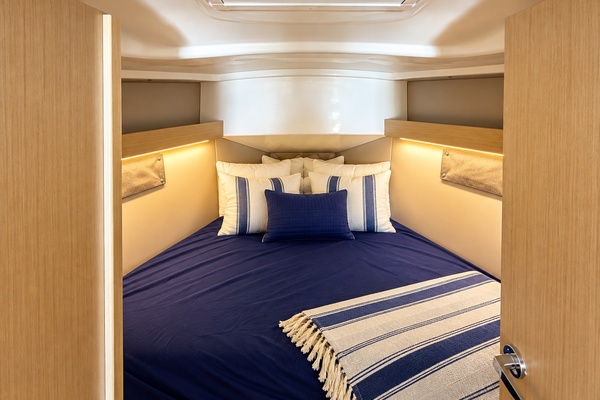 Lady Balkam 34ft Beneteau Yacht For Sale