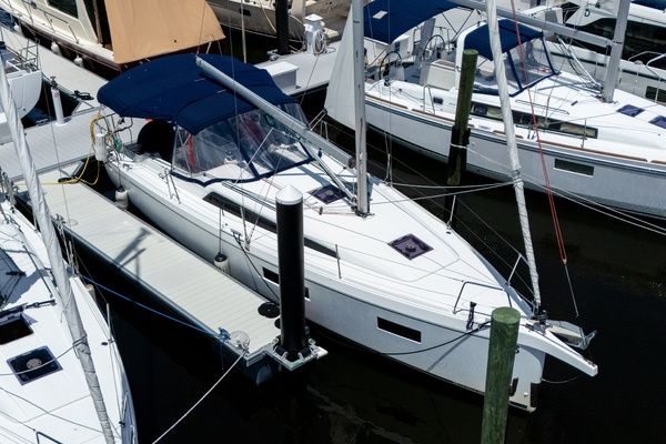 Lady Balkam 34ft Beneteau Yacht For Sale