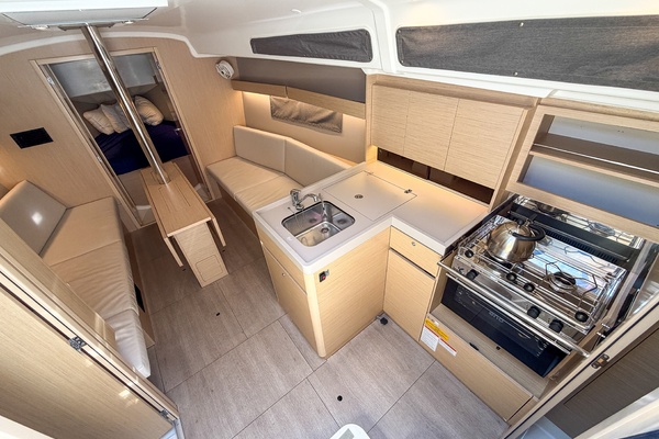 Lady Balkam 34ft Beneteau Yacht For Sale