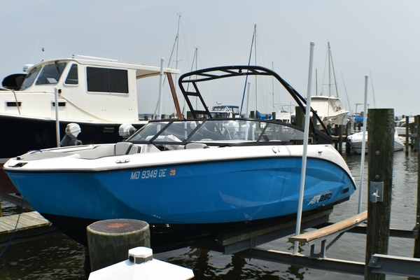 25ft Yamaha Boats Yacht For Sale