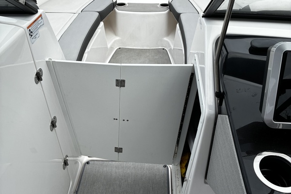 25ft Yamaha Boats Yacht For Sale