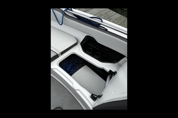 25ft Yamaha Boats Yacht For Sale