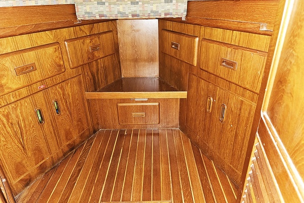 Exit Strategy 37ft President Yacht For Sale
