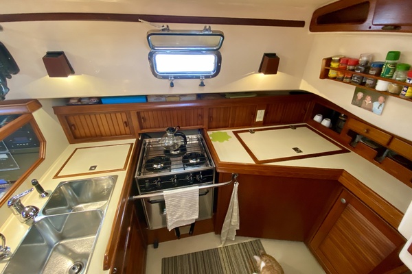 Second Spray 40ft Island Packet Yacht For Sale