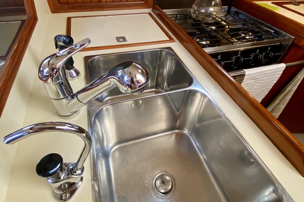 Second Spray 40ft Island Packet Yacht For Sale