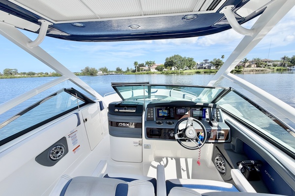 28ft Chaparral Yacht For Sale