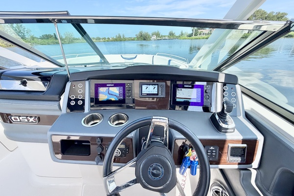 28ft Chaparral Yacht For Sale