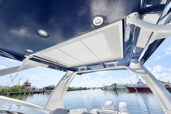 28ft Chaparral Yacht For Sale