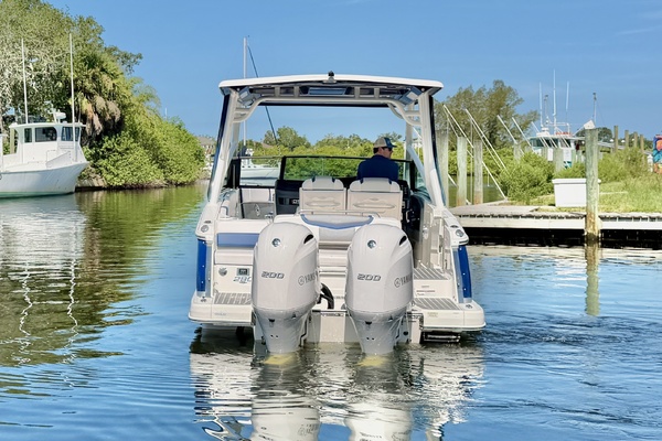 28ft Chaparral Yacht For Sale