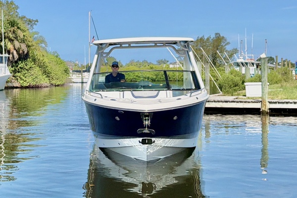 28ft Chaparral Yacht For Sale