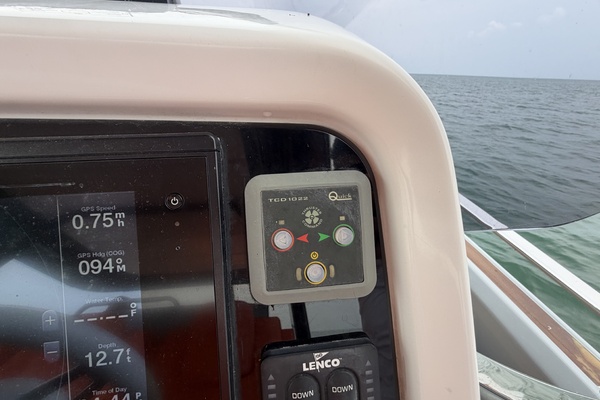 Little Buddy 37ft Invictus Yacht For Sale