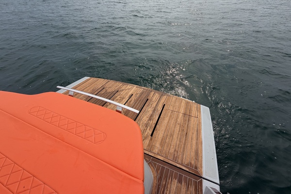 Little Buddy 37ft Invictus Yacht For Sale