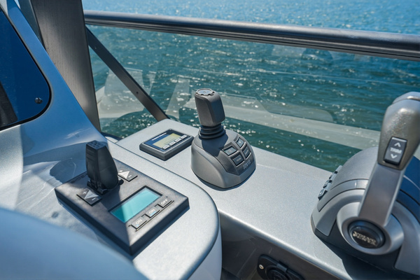 2025 Azimut 68