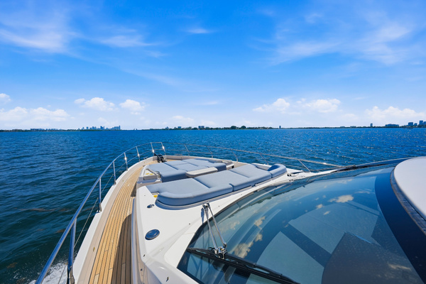 2025 Azimut 68