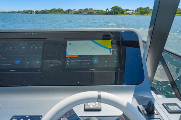 2025 Azimut 68