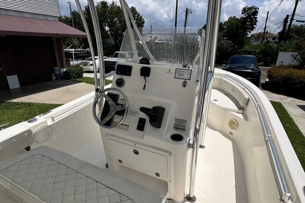 22ft Cobia Yacht For Sale
