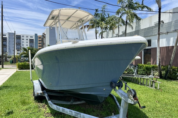 22ft Cobia Yacht For Sale
