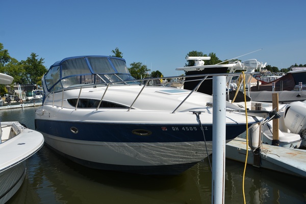 Waves of Blue 30ft Bayliner Yacht For Sale