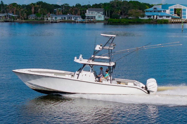 39ft Yellowfin Yacht For Sale